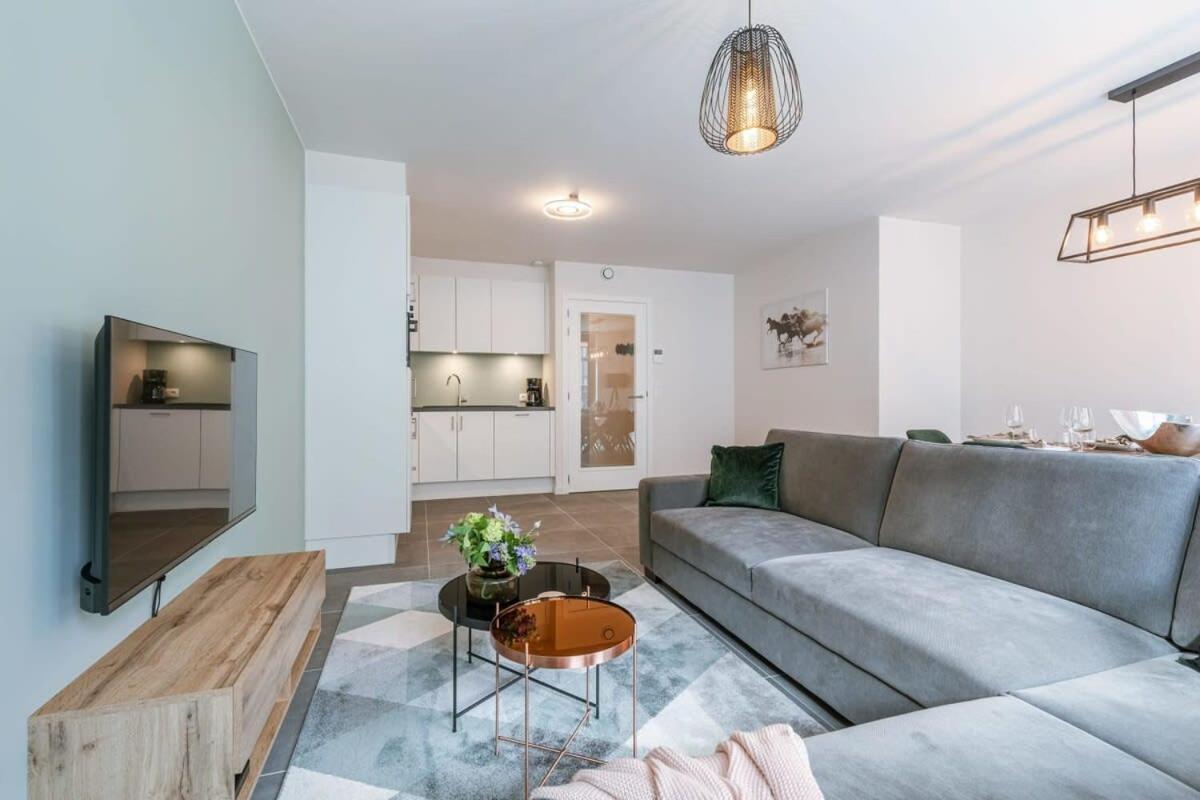 Huswell - Modern For Up To Five People Ostende